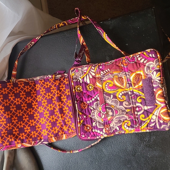 Vera Bradley Cross body - Picture 3 of 6